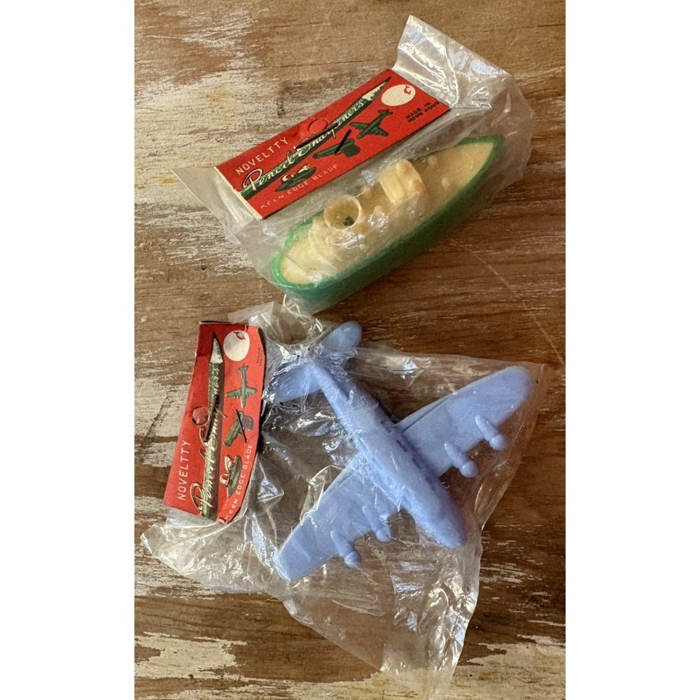 Vintage novelty five & dime plastic pencil sharpeners NOS Hong Kong plane + ship